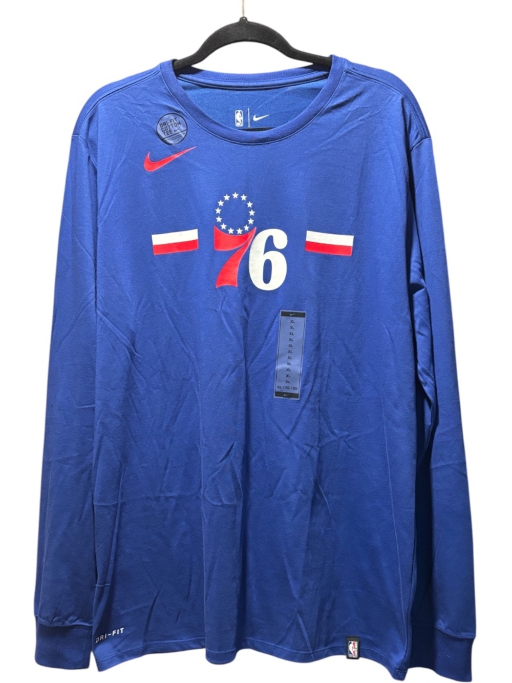 NWT Nike NBA Men’s Dri Fit Blue Long Sleeve Tee XL